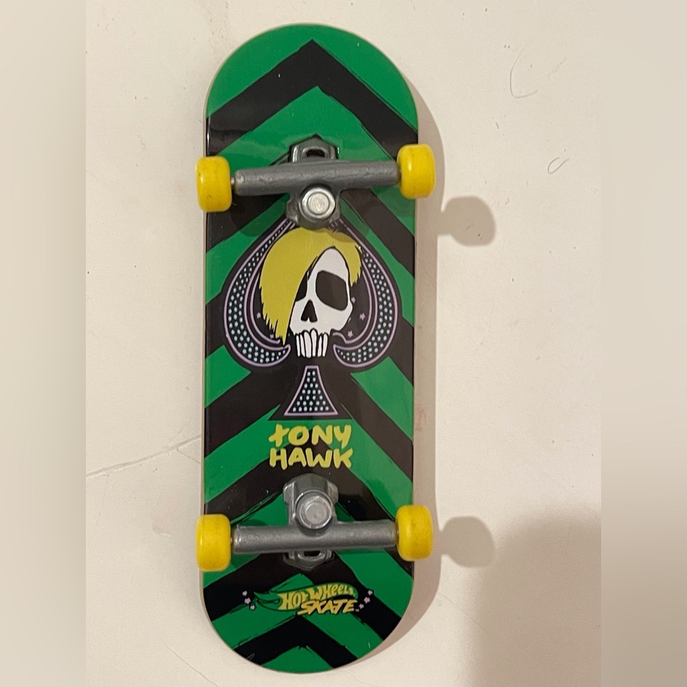 Hot Wheels Skateboard Spade‎ Skull